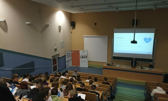 Uczestnicy seminarium i warsztatów szkoleniowych pt. Zaawansowane materiały i technologie stosowane w przemyśle ceramicznym i szklarskim