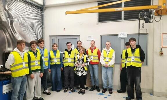 Grudzień 2025 z WIP-em - pod hasłem eksperyment&oacute;w, wyjazd&oacute;w i mikołajkowej nauki