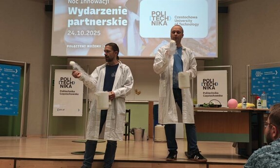 Noc Innowacji 2025 - pokazy Fizyka wok&oacute;ł nas