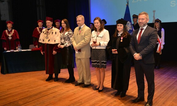 Uroczysta ceremonia wręczenia nagr&oacute;d i odznaczeń na Politechnice Częstochowskiej