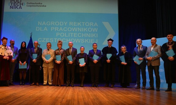 Uroczysta ceremonia wręczenia nagr&oacute;d i odznaczeń na Politechnice Częstochowskiej