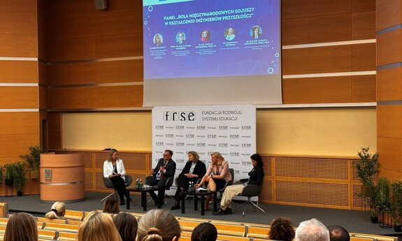Konferencja &bdquo;Europejskie kształcenie techniczne &ndash; wyzwania i trendy&rdquo;